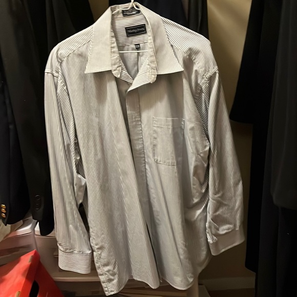 Dress shirt meeting street blue pinstripe 17 1/2 - Picture 1 of 3